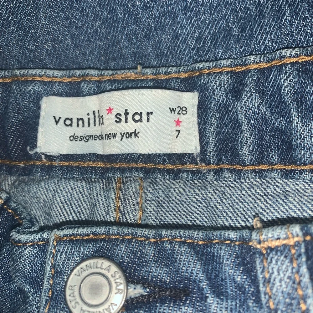 Vanilla Star  Cropped Distressed Jeans Size 7